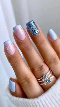 Unghie Sfumate, December Nails, Winter Nails Acrylic, Nagel Tips, Christmas Gel Nails, Smink Inspiration, Snowflake Nails, Cute Gel Nails, Blue Nail