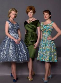 Photos From The 70s, Madmen Style, Joan Harris, Mad Men Party, Mad Men Dresses, Mad Woman, Betty Draper, Mad Men Fashion, Don Draper