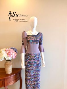 Dakmanda Design, Outfit Kantor, Kachin Dress, Tenun Lurik, Burmese Dress, Hair Styels, Myanmar Clothes, Bodycon Dress Casual