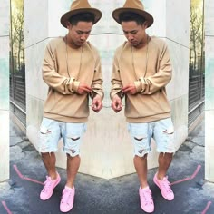 guys with style Guy Clothing, Streetwear Model, Streetwear Outfit Ideas, Ripped Jeans Men, Swag Men, Outfits Hombre, Moda Chic, Androgynous Fashion, Dope Fashion