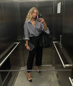 Outfit Formal Mujer, Corporate Baddie Outfits, Internship Outfit, Casual Chique Stijl, Corporate Baddie, Corporate Attire, Corporate Fashion, Professional Outfits Women