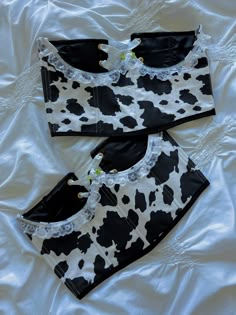 Cowgirl underbust corset – Bit By Angie Mha Clothes, Custom Corset, Cow Print Fabric, Diy Fashion Clothing, Underbust Corset, Silky Fabric, Cute Preppy Outfits, Star Shoes, Clothing Hacks