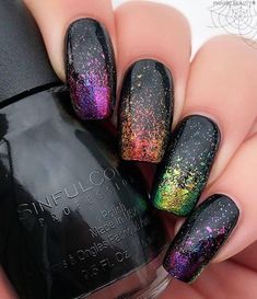 Ombre Dip Powder Nails Fall, Halloween Birthday Nail Designs, Fun Halloween Nail Art, Halloween Dip Nails Ideas Simple, Ombré Halloween Nails, Hocus Pocus Nails Simple, Ombre Nails Halloween, Halloween Sns Nails, Halloween Nails Dip Powder