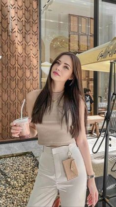 Casual Chic Outfit, Medium Length Hair Cuts, Elegant Outfit, Daily Outfits, Classy Outfits, New Outfits, Pretty Outfits