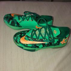 Brand New! In Great Condition I Just Dont Wear Them Easter Shoes, Nike Kd, Nike Green, Shoes Color, Shoes Nike, Nike Shoes, Nike Women, Athletic Shoes, Easter