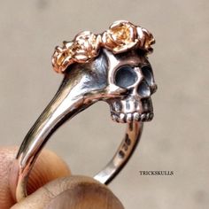 Rose Crown Grateful Dead Style Silver & Gold Tone Skull Ring Sizes 10 11 & 12 New Sealed! This Two Tone Ring Has Detailed Alloy Casting With A Gold Tone Rose Crown And A Silver Skull Face And Band. It’s On The Modern Vintage And Classic Side Of Skull Designs, So It’ll Also Make A Perfect Gift For Anyone! Ships Free, New & Sealed In A Black Velvet Jewelry Pouch. See Our Other Items For More Skulls And Dark Themed Jewelry! Skull Designs, Two Tone Ring, Huge Rings, Hollow Ring, Rose Crown, Romantic Rings, Tanzanite Diamond Ring, Pink Tourmaline Ring, Skull Face