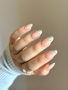 Light Sage Green French Tip Nails, White French Nails With Green Design, Simple French Nails Color, Pink Nails With Green Flowers, Match Green Nails, Green French Nails With Flowers, French Tip With Daisy Nails, Green French Tip Nails With Flowers, Daisy Nails With French Tip