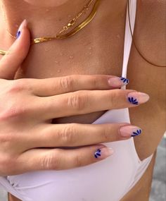 Accent Fingernail Designs, Cape Cod Nails, Cobalt Blue Nails Designs, Blue Design Nails, Country Concert Nails, Europe Nails, Cobalt Blue Nails, Navy Nails