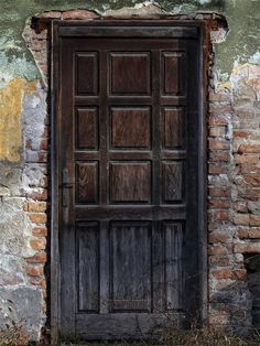 Rustic Door and Brick Wall Photography Backdrop - A rustic wooden door set against a weathered brick wall backdrop Alley Photography, Brick Wall Photography, Distressed Brick, Bathtub Photography, Portable Backdrop, Door Backdrops, Stone Photography, Wall Photography, Urban Aesthetic