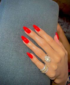 #red nails #winecolornails #cherryrednails Nails Bright, Red Acrylic Nails, Nails Green, Work Nails, Red Nail, Bright Spring, Classy Nails, Fire Nails, Chic Nails