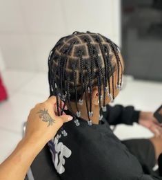 Men Knotless Braids, Box Braids For Men, Fulani Braids With Curls, Boys Braids, Sleek Haircuts, Boys Cut, Fade Haircut Designs, Braids With Fade, Braiding Hair Colors