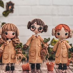 Hermione Yule Ball, Hogwarts Party, Harry Potter Ron And Hermione, Harry Potter Crochet, Ron Hermione, Harry Potter Ron, Harry Potter Fan Art, Fun Crochet Projects, Harry Potter Universal