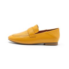 Made From Dwarves Studio, With "Dwarves"Logo on the Insole. Round Toe, Soft Sheepskin Loafers Make Them a Perfect Staple All Year Round. Color: Black/Khaki/Biege/Green/Red/YellowMaterial: CalfskinLining: Genuine LeatherInsole: Genuine LeatherSole: RubberHeels: 1.5 cm/0.59"Weight: 0.23kg Each Shoes (measured size 9)Fit: Medium to Wide, Runs Normal.Origin: Made in China Production Time: About 7-10 days (Any exceptional case will email you, Please pay attention to your email left) Shipping Time: Fr Yellow Leather Slip-on Loafers, Yellow Leather Flats With Rubber Sole, Yellow Leather Loafers For Fall, Yellow Leather Slip-on Flats, Yellow Flats With Leather Sole And Round Toe, Yellow Leather Flats With Round Toe, Yellow Round Toe Flats With Leather Sole, Yellow Flats With Flat Heel For Fall, Yellow Flats For Fall