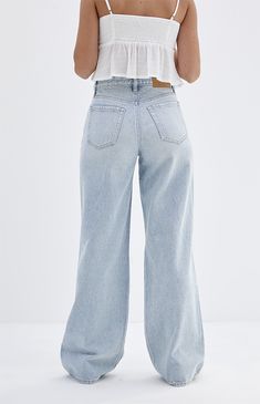 Elevate your street style with the Jessie Light Indigo High Waisted Baggy Jeans from PacSun, crafted for both durability and fashion-forward style. Your fave 'fit gets updated with a flattering high-rise waist and ripped details, keeping a relaxed baggy fit, making them the perfect blend of comfort and edge for your everyday look. They're made with sustainably sourced cotton for an eco-friendly update.


	Model is wearing a size 26
	Model measurements: 5’7” height, 32” bust, 23” waist, 34” hip


Learn more about PacSun eco items Baggy Washed Jeans, Baggy High Rise Cotton Jeans, Light Wash Baggy High-waisted Bottoms, Light Blue Baggy High Waist Jeans, Light Blue Baggy High-waisted Jeans, Light Wash Baggy Full-length Jeans, High Waisted Baggy Jeans, Jeans Pacsun, Curve Jeans