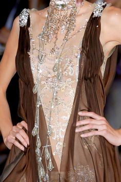 Christian Lacroix Couture F/W 2005 Christian Lacroix Haute Couture, Couture Details, Christian Lacroix, Gorgeous Gowns, Brown Dress, Mode Inspiration, Beautiful Gowns, Fashion Details, Couture Fashion