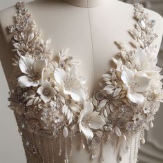 Elegant Couture Dress, Corset Embroidery Haute Couture, Dress Flower Design, Couture Embroidery Designs, 3d Dress Design, Dress With 3d Flowers, Couture Beading, Flower Gown, Pallas Couture