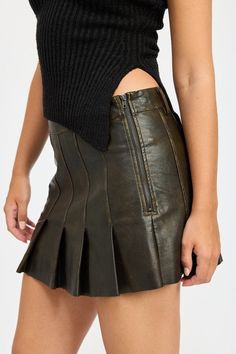 SIZE & FIT :MODEL WEARS SIZE SMALLMODEL'S HEIGHT 5'9Made In: IMPORTEDFabric Contents: 100% POLYURETHANE Faux Leather Pleated Skirt, Leather Pleated Skirt, Skirt Model, Leather Finish, Fitted Top, Main Character, Chunky Sweater, Pleated Mini Skirt, Romper With Skirt