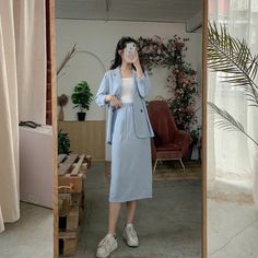 Kuliah Outfit, Rok Midi, Cute Modest Outfits, Business Outfits Women, Korean Fashion Dress, Classy Casual Outfits, Korean Fashion Trends, Fashion Attire, Casual Work Outfits