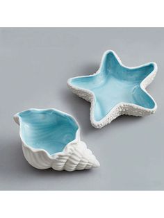 two star shaped dishes sitting on top of each other