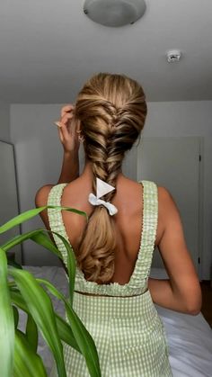 ✓ ✓ beach hairstyles with hat, beach hairstyles straight hair, beach hairstyles for curly hair! Twist Hairstyle, Hairstyles Summer, Penteado Cabelo Curto, Hairdo For Long Hair