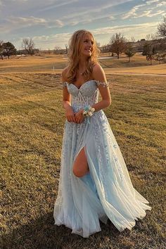 Free Returns Lace Appliques Tulle Prom Dress ,Backless Flower Lace Applique Tulle Prom Dresses 2023 Blue Long Prom Dresses, Winter Wedding Venues, Prom 2024, Tulle Evening Dress, Tulle Sleeves, Blue Tulle