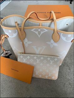 Usa Hoodie, Elizabeth Mcgovern, Cheap Louis Vuitton Handbags