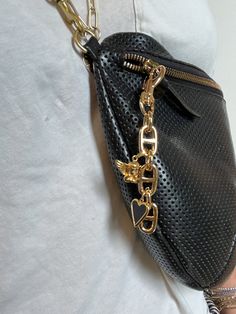 Upgrade your bag game with the Bianca Bag charm. This beautiful chain link charm will elevate any bag, adding a touch of elegance and style. Accessorize like a pro and make a statement with the Bianca Bag charm. Bags Game, You Bag, Chain Link, Chain