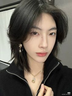 Ulzzang Girl Short Hair, Short Hair Ulzzang, Short Hair Asian, Hair Asian, Androgynous Women, Perfect Skin Care Routine