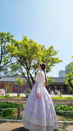 #hanbok #korea #seoul Seoul Outfits, Ballroom Extravaganza, Beautiful Hanbok, Wedding Hanbok