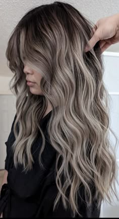 Bright Ash Blonde Balayage, Dark Brown Hair With Platinum Balayage, Icy Platinum Hair, Ashy Brown With Blonde Money Piece, Brown Fading Into Blonde Hair, Smokey Blonde Balayage, Ash Blonde Hair On Black Hair, Ashy Blonde Balayage On Brown Hair, Smoky Ash Blonde Hair