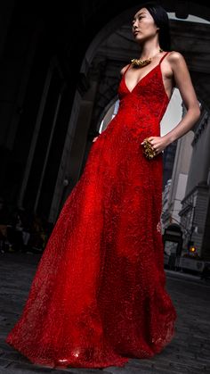 Red Dresses Runway, Unique Red Wedding Dresses, Red Dress Glam, Red Dress Runway, Coral Red Dress, Cucculelli Shaheen, Luxury Nightwear, Red Wedding Dresses, Gown Inspiration