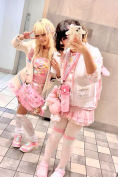 n0buchan on ig Kawaii Pastel Outfits, Kawaiicore Fashion, Kawaii Clothes Outfits, Kawaii Fits, Decora Outfits, Cutecore Outfit, Cutecore Clothes, Kawaii Kei, Kawaii Outfit Ideas