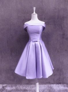 Lovely Off Shoulder Style Light Purple Satin Homecoming Dress, Short P – BeMyBridesmaid Vestido Color Lila, Simple Party Dress, Cute Party Dress, Off Shoulder Style, Lavender Prom Dresses, Homecoming Dress Short, Cute Homecoming Dresses, Cute Dresses For Party, Custom Bridesmaid Dress