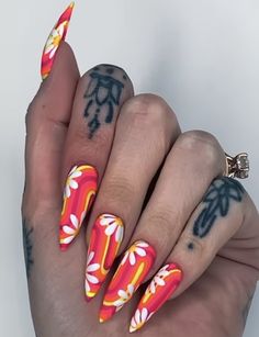 Trippy Nails, Chloe Nails, Matte Nail Art, Funky Nail Art, Retro Nails, Gel Nail Art Designs