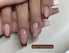 Beige Color Nails, Brown Square Nails Design, Minimalist Nails Ballerina, Simple Beige Nails, Fall Vacation Nails, Nails Bailarina, Nude Square Nails, Acrylic Nails Ballerina