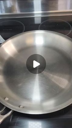 Steel Pan Guy on Instagram: "Steel Pan Pizza" Skillet Pizza, No Bake Snacks, Distilled White Vinegar, Pan Pizza, Cleaning Ideas, Coloring Markers, Clean Machine, Kitchen Tips, White Vinegar