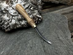 Hand-Forged Small Bent Gouge - Forged Steel Tools Spoon Carving, Forged Steel, Linseed Oil, Tool Steel, Modern Technology, Ash Wood, Ergonomic Handle, Wood Handle, Hand Forged