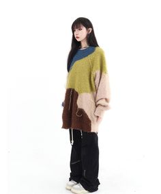 Stay cozy and stylish with our Color Blocked Tassel Detail Fluffy Sweater. Made from a luxurious wool blend, this trendy sweater is perfect for any occasion. Available in sizes M, L, and XL, it features a unique color-blocked design with chic tassel details. Model is 160cm/40kg and wears size M. Size Chart: Size (cm) M L XL Length 70 72 74 Chest 132 134 136 Shoulder 60 62 64 Unique Clothing Style, Trendy Sweater, Fluffy Sweater, Trendy Sweaters, Japanese Street Fashion, Green And Khaki, Unique Outfits, Stay Cozy, Asian Fashion