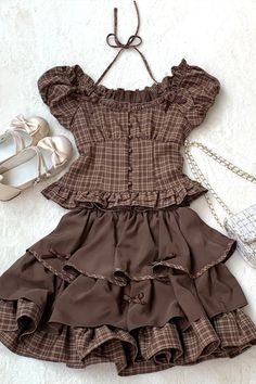 ❤︎ Doll Style Plaid Top + Tiered Skirt❤︎ Brown Skirt Outfits, Brown Skirt Outfit, Cake Skirt, Burberry Plaid, Brown Suits, Brown Skirts, Plaid Top, Plaid Fashion, Brown Plaid