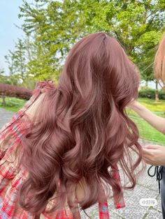 #viral #chinese #haircare Muted Rose Hair, Rose Pink Brown Hair, Ashy Rose Hair, Viral Hair Color, Dark Pastel Pink Hair, Red Ash Hair, Coral Brown Hair, Ashy Hair Color Ideas, Dusty Red Hair