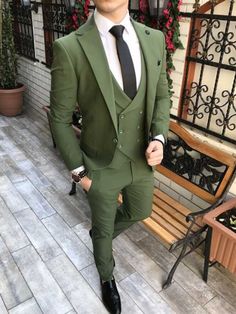 Olive Green Groom, Green Groom, Green Suit Men, Wedding Best Man, Wedding Suit Styles, The Suits, Mother Dress, Groomsmen Wedding