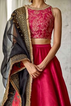 Maroon Lehenga Choli, Maroon Lehenga, Black Dupatta, Lehnga Dress, Raw Silk Fabric, Indian Dresses Traditional