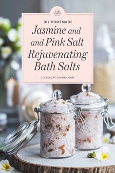 21 Best DIY Homemade Floral Bath Salts Recipes Pink Salt Bath, Bath Salt Recipe, Diy Bath Salt, Floral Bath Salts, Homemade Skincare, Homemade Spa, Bath Salts Recipe, Bath Salts Diy, Salt Bath