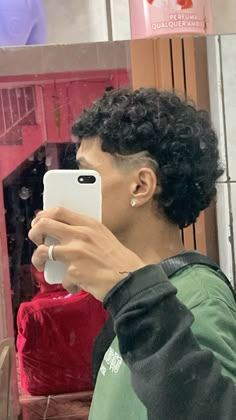 Medium Taper Fade Curly Hair, Low Taper Fade Mullet Curly Hair, Mullet Haircut Curly Hair, Curly Mullet Fade, Curly Burst Fade, Modern Mullet Curly Hair, Low Fade Mullet, Mullet Taper, Burst Fade Curly Hair