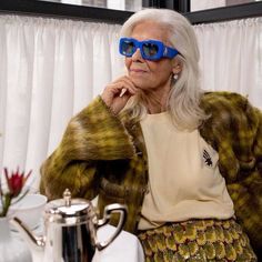 Grandma Fashion Style, Istituto Marangoni, Giorgia Tordini, Grandma Clothes, Grandma Aesthetic, Gilda Ambrosio, Granny Style, Grandma Fashion, Like Fine Wine