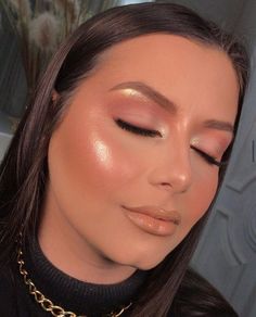 Bollywood Makeup, Prom Eye Makeup, Cute Eye Makeup, Eye Makeup Pictures, Makeup Studio, Daily Makeup, Highlighter Makeup, Makeup Pictures, Makeup Goals