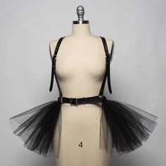 Harness Skirt, Look Da Festival, Ballet Inspired Fashion, Harness Outfit, Harness Style, Goth Prom, Harness Fashion, Tulle Ruffles, Skirt Tulle