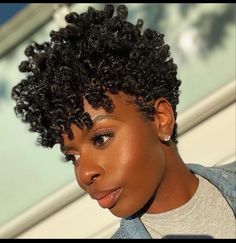 Explore the top Natural Hair styles of 2024. Embrace your unique curls and texture with these inspiring and beautiful looks. Tapered Natural Hair Cut, Natural Hair Haircuts, Short Natural Haircuts, Short Natural Curly Hair, Tapered Natural Hair, Natural Hair Cuts, Tapered Hair, Natural Hair Short Cuts, Tapered Haircut