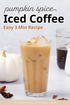 Diy Pumpkin Spice Iced Coffee, Healthy Pumpkin Iced Coffee, Pumpkin Spiced Iced Coffee, Healthy Pumpkin Drink Recipes, Dunkin Donuts Pumpkin Spice Coffee, Easy Pumpkin Spice Latte, Low Carb Coffee Drinks At Home, Healthy Pumpkin Latte Recipe, Pumpkin Iced Coffee Recipe