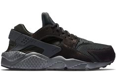 Buy and sell authentic Nike shoes on StockX including the Nike Air Huarache Run Anthracite (W) and thousands of other sneakers with price data and release dates. Huaraches Shoes, New Trainers, Huarache Run, Uk Products, Victoria Secret Hoodies, Shoe Nike, Sneaker Release, Air Huarache, Nike Air Huarache